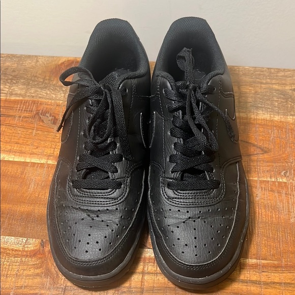 Nike COURT VISION LOW Men’s Sneakers, Size 7 - Picture 2 of 7